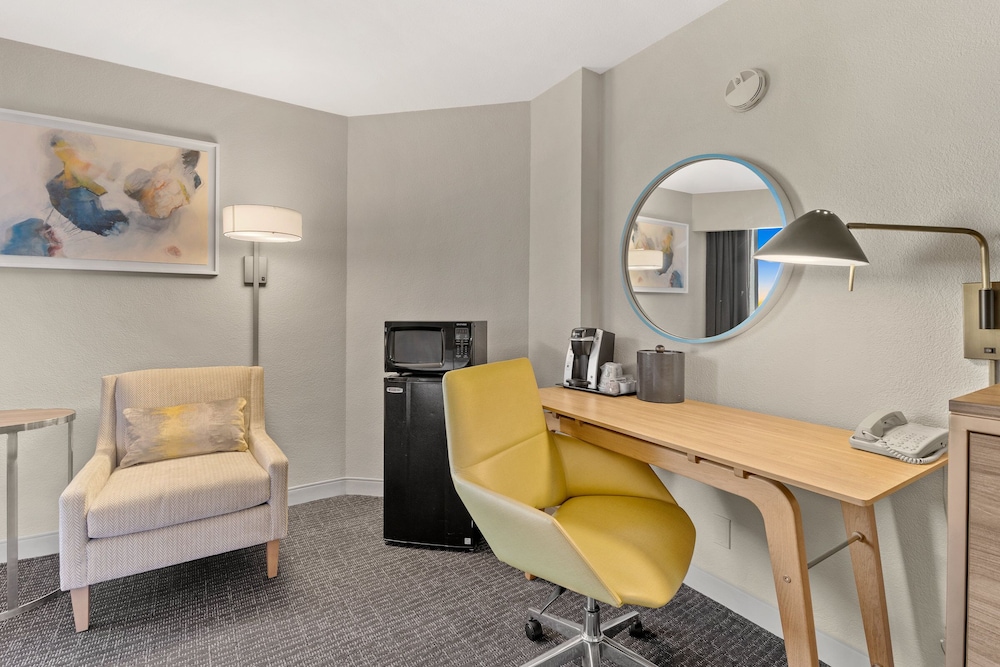 Crowne Plaza Houston Med Ctr Galleria Area by IHG - photo 19