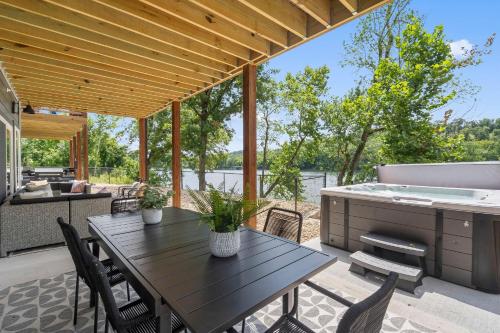 Briarwood Bay - last minute hotel in Branson
