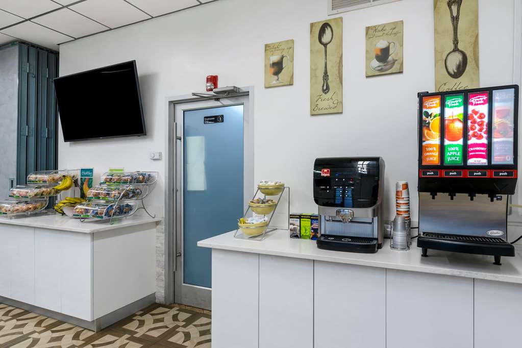 Quality Inn and Conference Center Tampa Brandon - photo 12