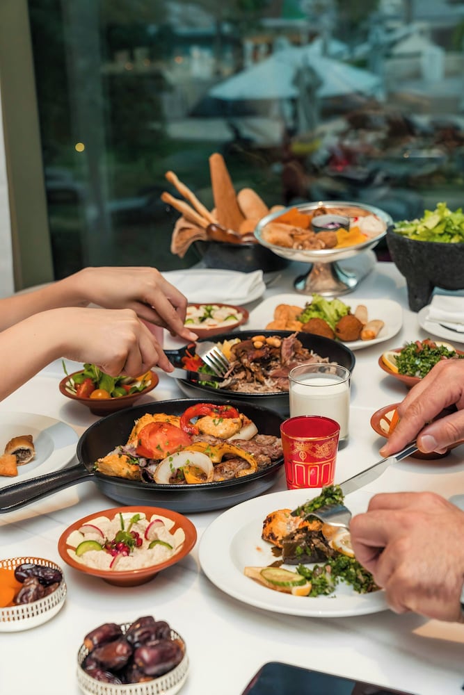 מזון ומשקאות