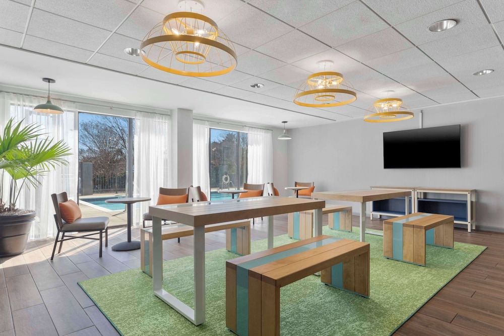 Spark by Hilton Greensboro - photo 4