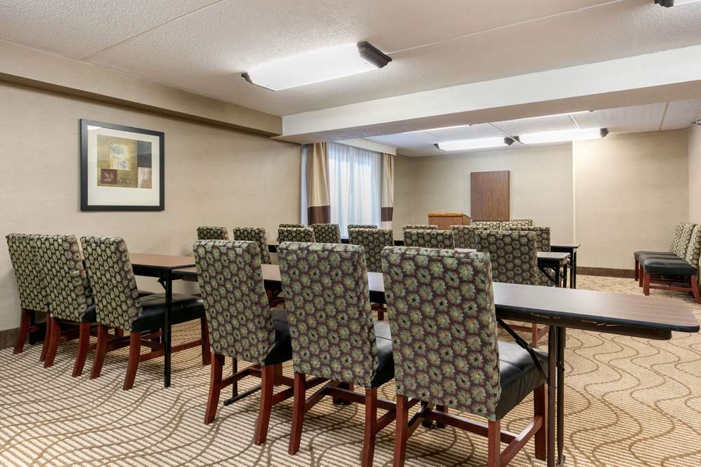 Comfort Inn Chattanooga Downtown Southside - photo 80