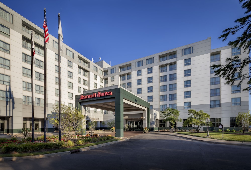 Chicago Marriott Suites Deerfield - featured photo