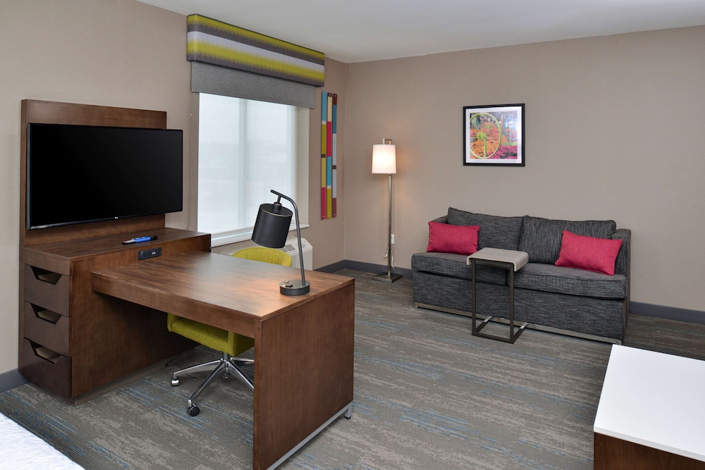 Hampton Inn & Suites Adrian - photo 20