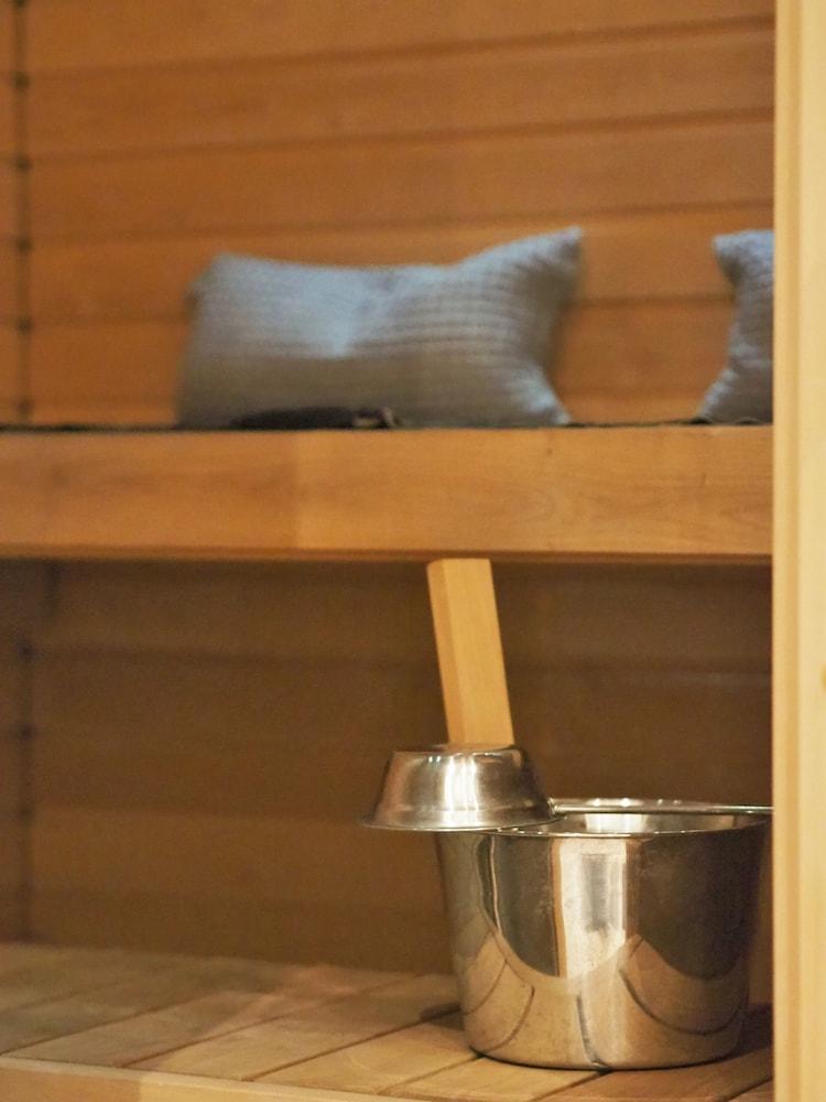 1BR Penthouse with Sauna & Rooftop Terrace — 4-Star Luxury Hotel in Tampere, Finland