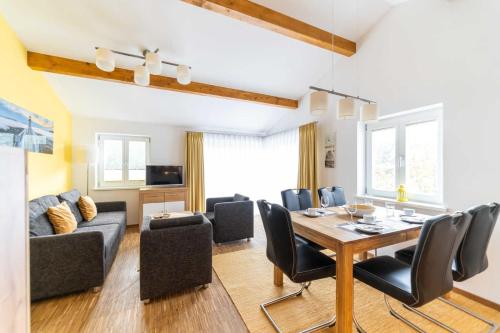 Ferienwohnung Bernstein im Ostsee Domizil Sandburg — 4-Star Luxury Hotel in Ostseebad Kuehlungsborn, Germany