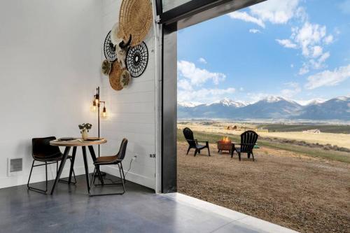 The Bitterroot Bunkhouse — Florence