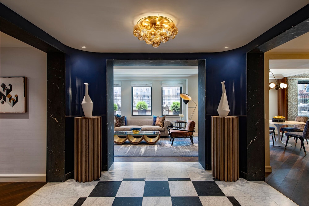 JW Marriott Essex House New York - photo 42