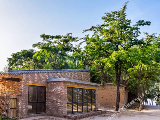 Jiang Ziya’s Pier Hotel in Puyang, People's Republic of China