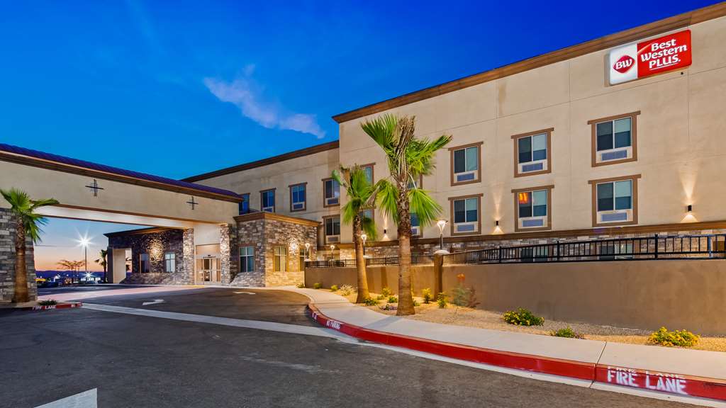 Best Western Plus New Barstow Inn & Suites - featured photo