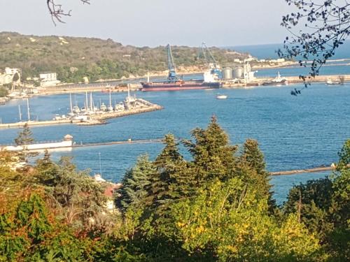 Queen’s View App 9 Free Pool Parking Fitness & Sea View in Balchik, Bulgaria