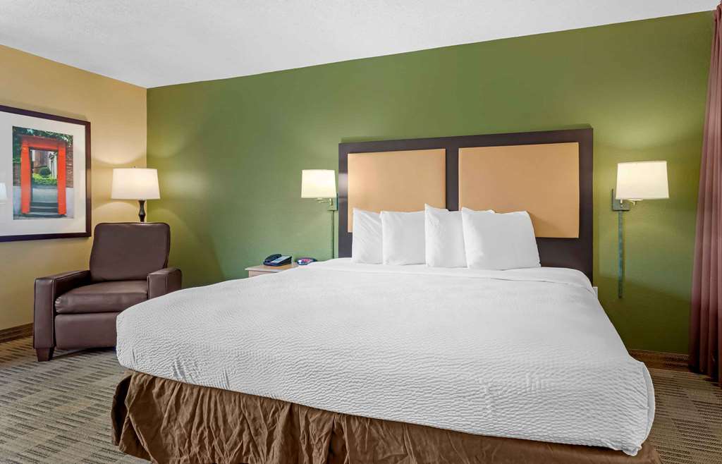 Extended Stay America Suites Houston Galleria Uptown - photo 14