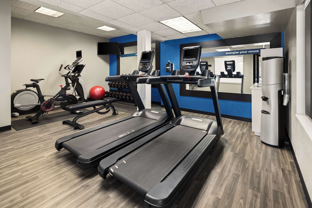 Hampton Inn Minneapolis NW Maple Grove - photo 22