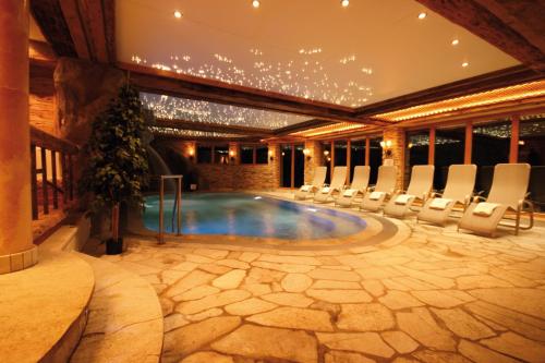Gästehaus Felder — 4-Star Luxury Hotel in Hirschegg, Austria