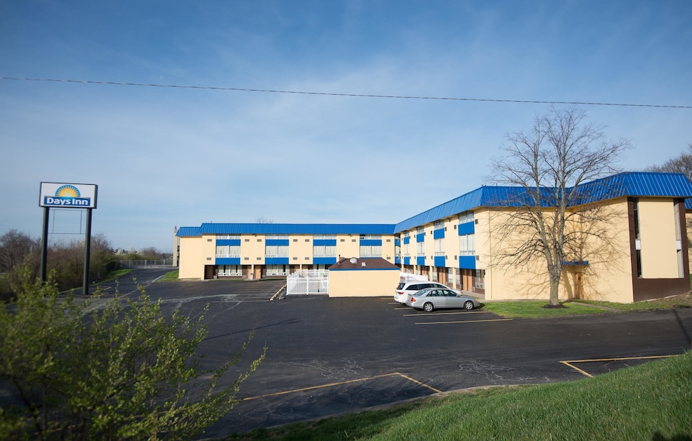 Days Inn by Wyndham Fort Wright Cincinnati Area - photo 51