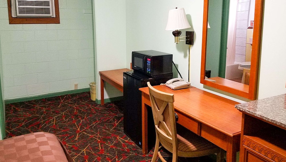 American Inn And Suites Childress - photo 9