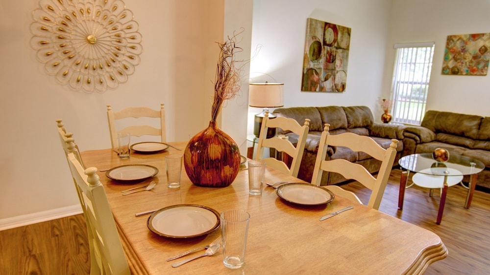 Norwich Townhome at Emerald Island - photo 6