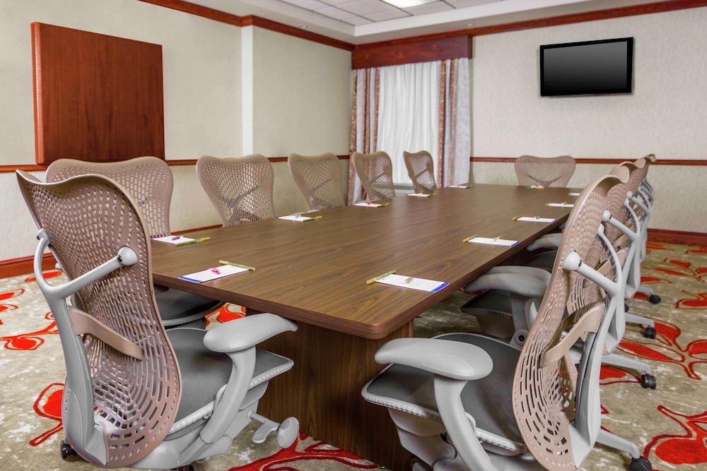 Hilton Garden Inn Independence - photo 44