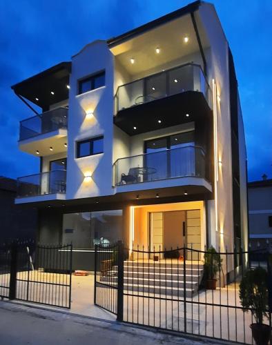 Apartments Mite — 4-Star Luxury Hotel in Ohrid, Republic of Macedonia