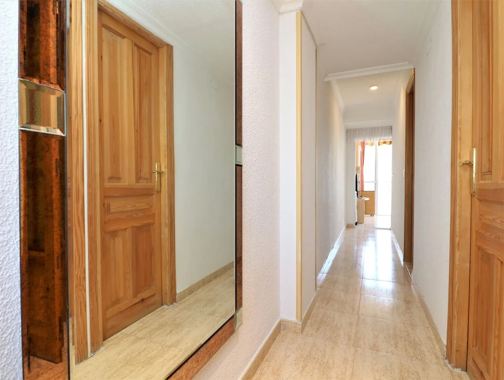 Albatros 18 8 — Benidorm — photo 2