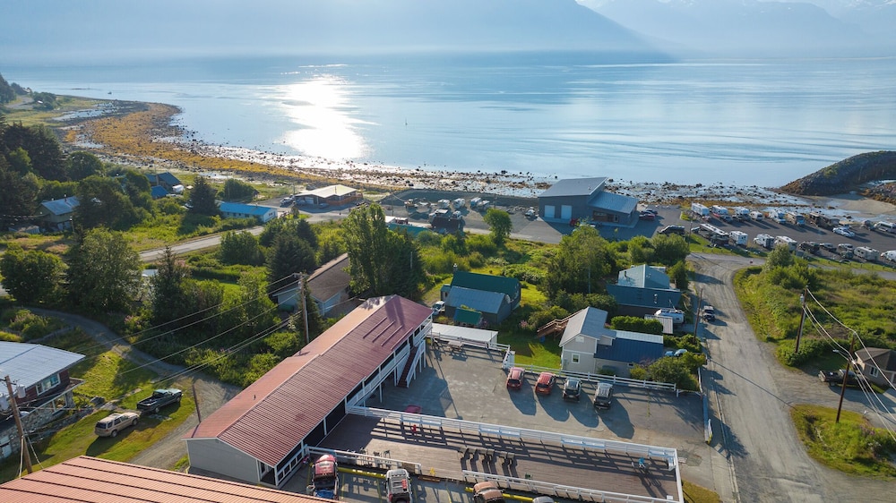 Captain's Choice Motel - photo 41