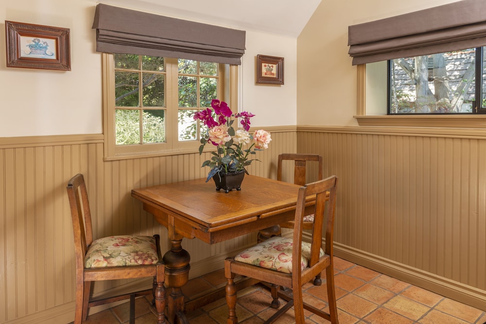 The Pierpont Inn - photo 15