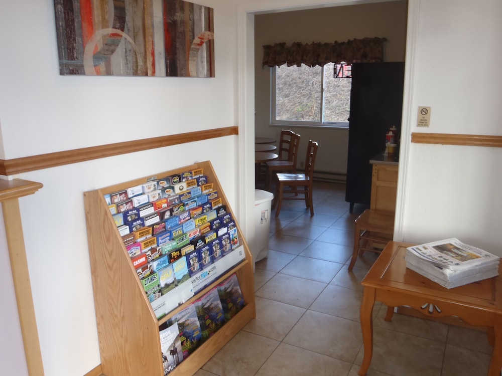 Coastal Inn by OYO Lincoln City Oregon Coast Hwy - photo 2