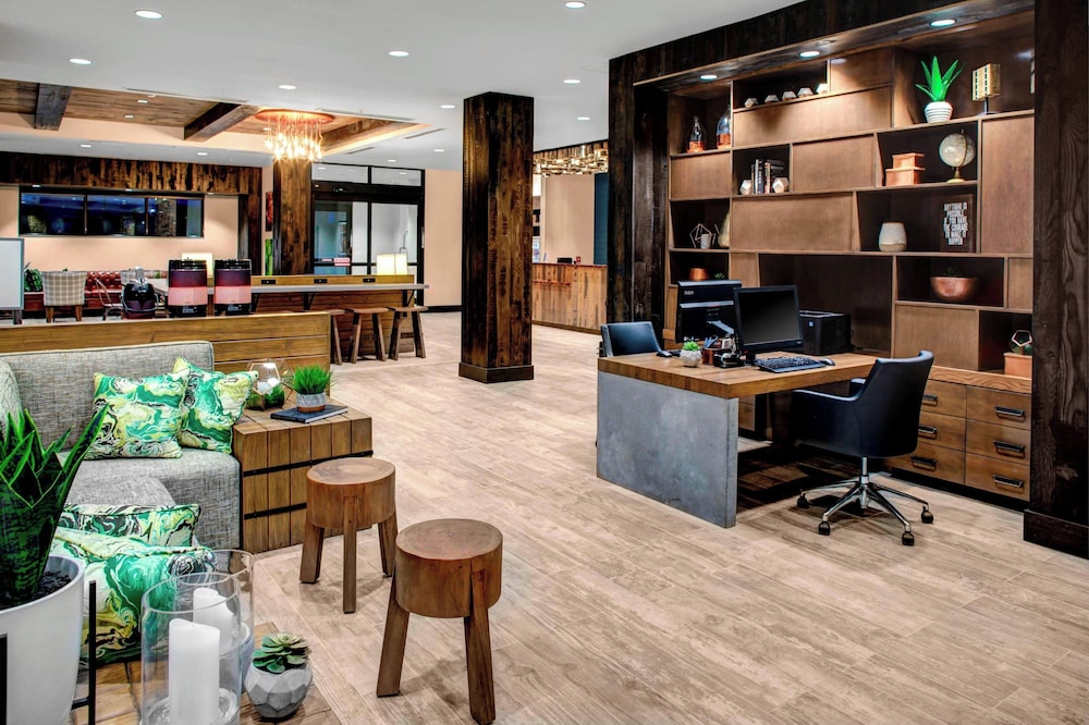 SpringHill Suites by Marriott Bozeman - photo 39