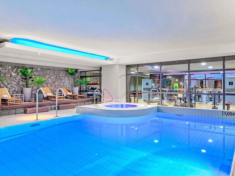 Novotel Krakow Centrum — 4-Star Luxury Hotel in Krakow, Poland