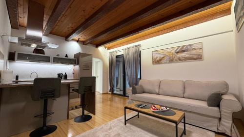 UrbanApartment5 — 4-Star Luxury Hotel in Cakovec, Croatia