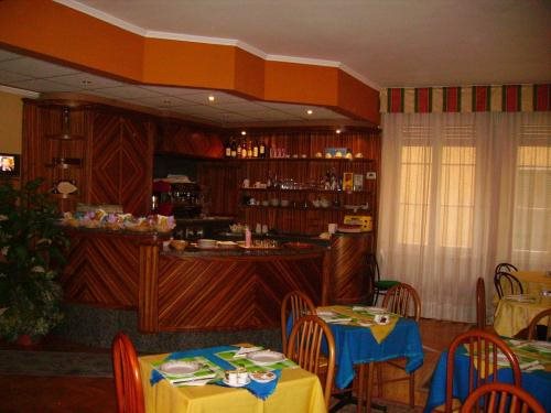 Hotel Saini with Air conditioning in Stresa, Italy