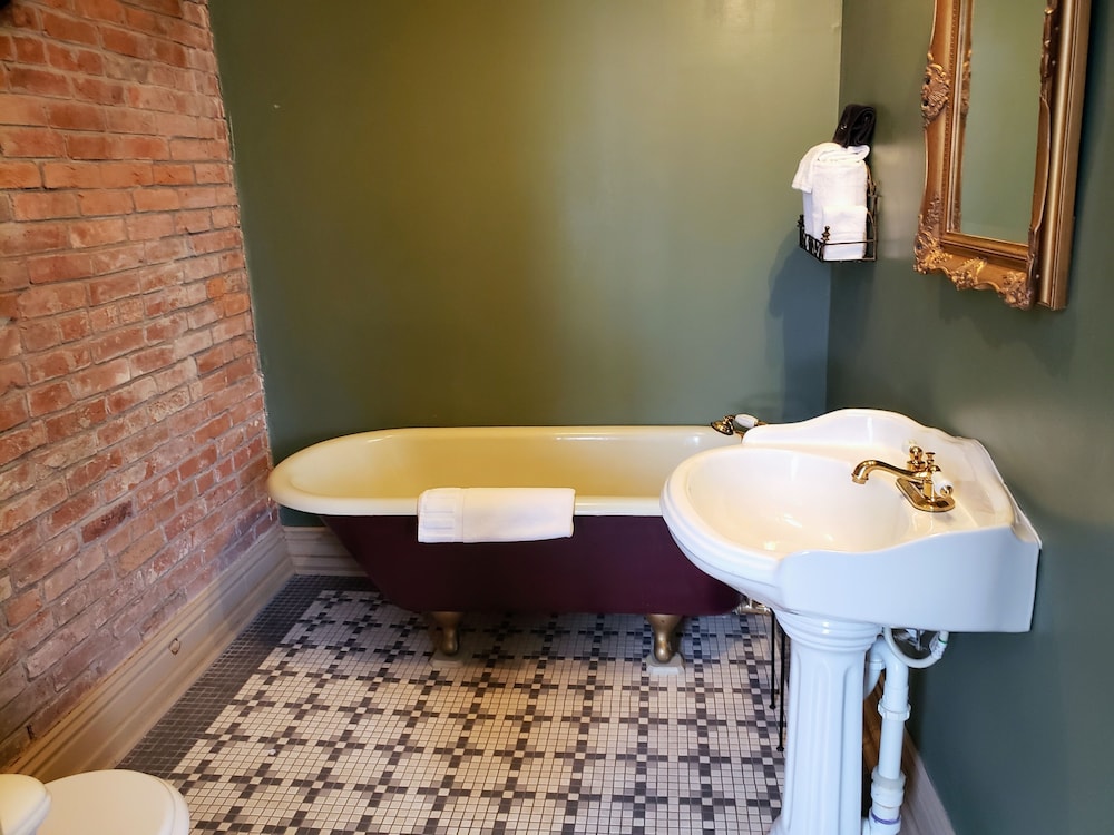 Iron Horse Hotel - photo 64