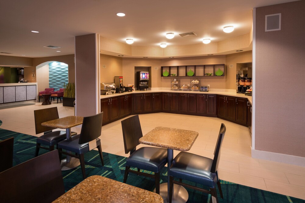 Springhill Suites By Marriott Bolingbrook - photo 10