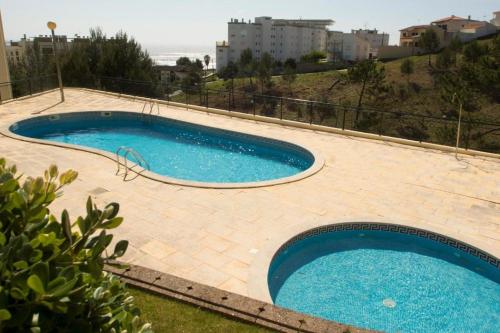 Quinta das Rosas Beach and Mountain apartment — 4-Star Luxury Hotel in Buarcos, Portugal