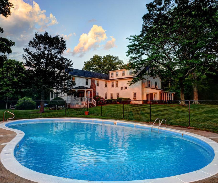 Historic Jacob Hill Inn - photo 5