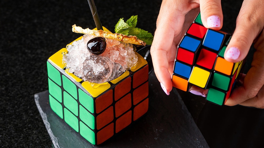 מזון ומשקאות