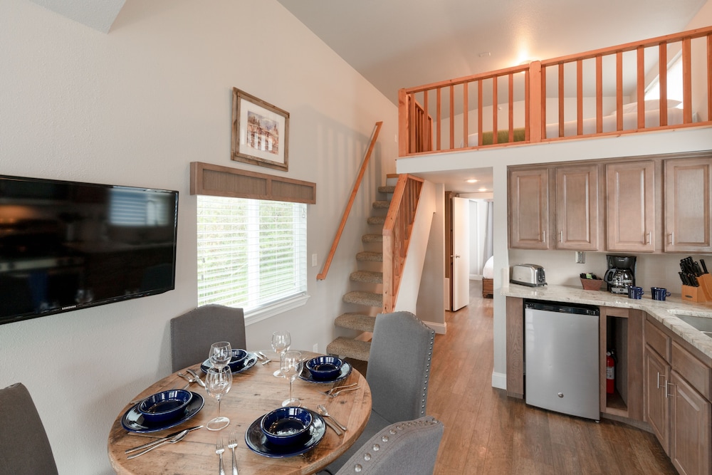 Oceanside Beachfront RV Resort - photo 8
