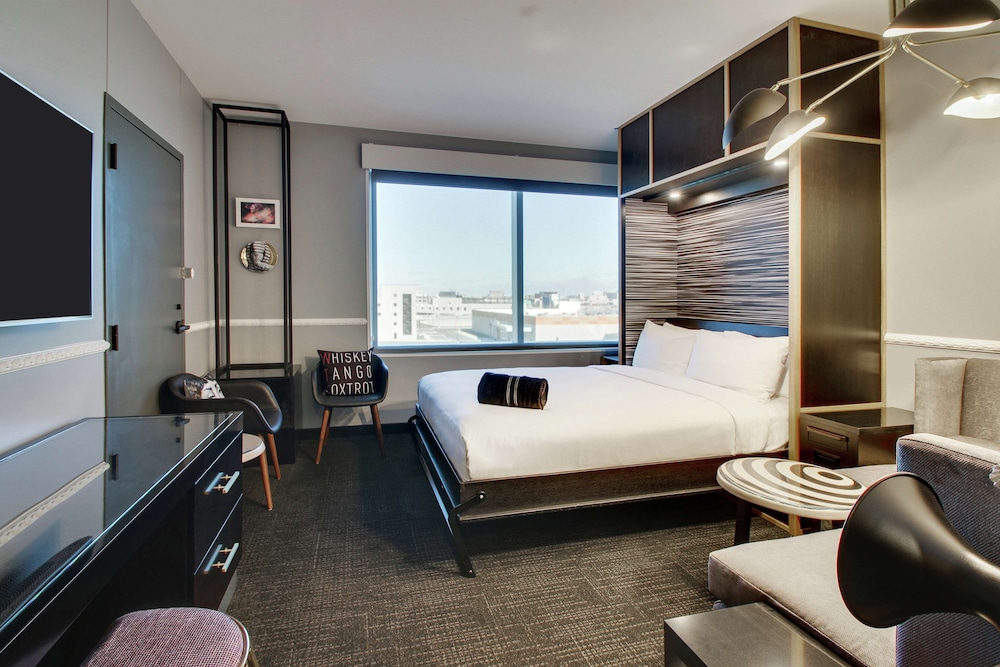 The Rose Chicago Tapestry Collection by Hilton - photo 16
