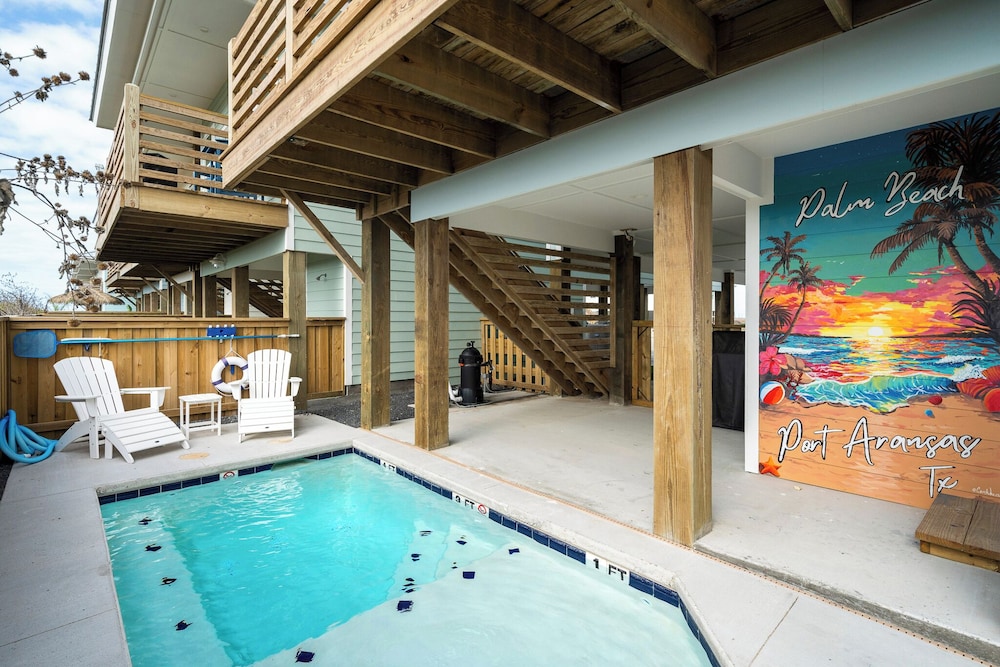 Palm Beach Private Pool Boardwalk Game Room in Port Aransas, United States