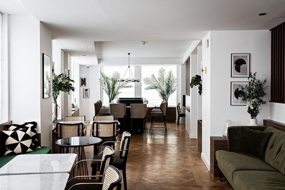 Holiday Inn Paris Elysees