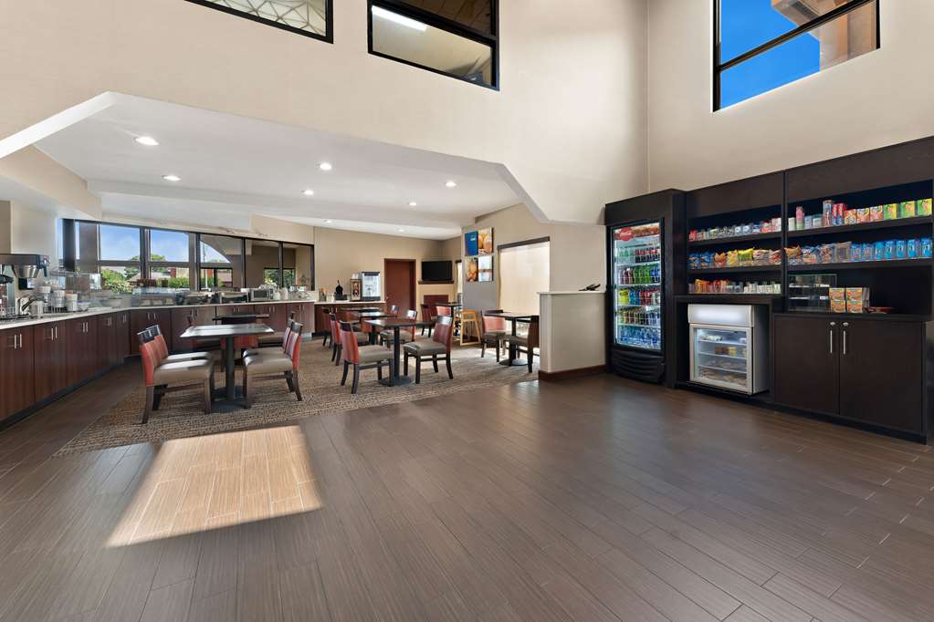 Comfort Suites near Robins Air Force Base - photo 32