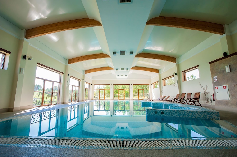 SPA Hotel Splendor — hotel in Lubenia