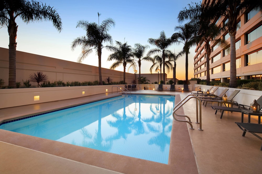 The Westin Los Angeles Airport - photo 25
