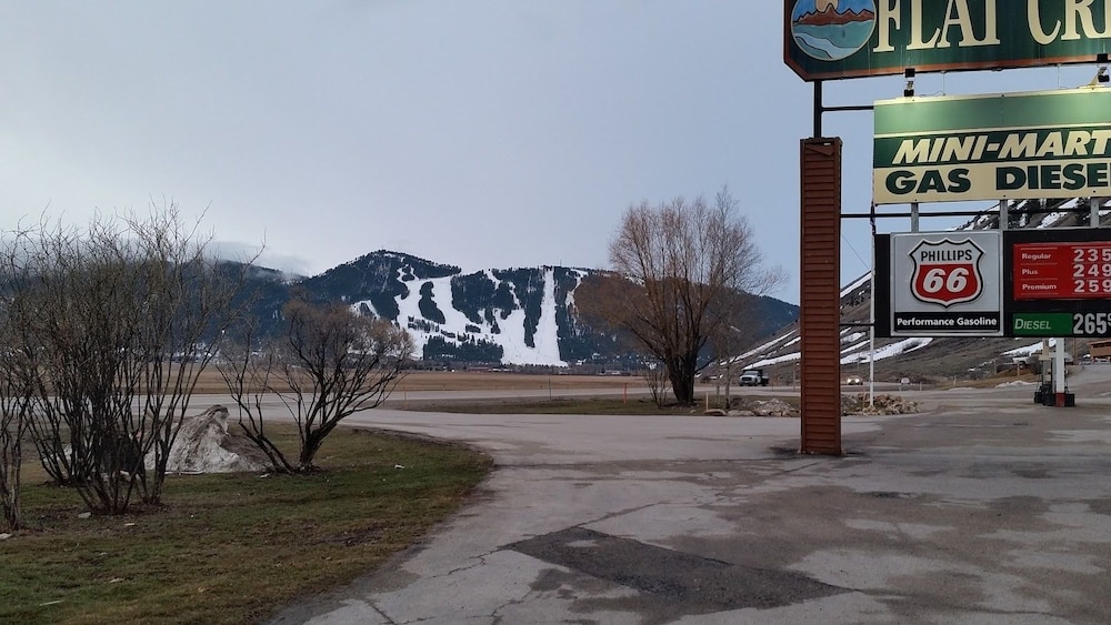Flat Creek Inn - photo 28