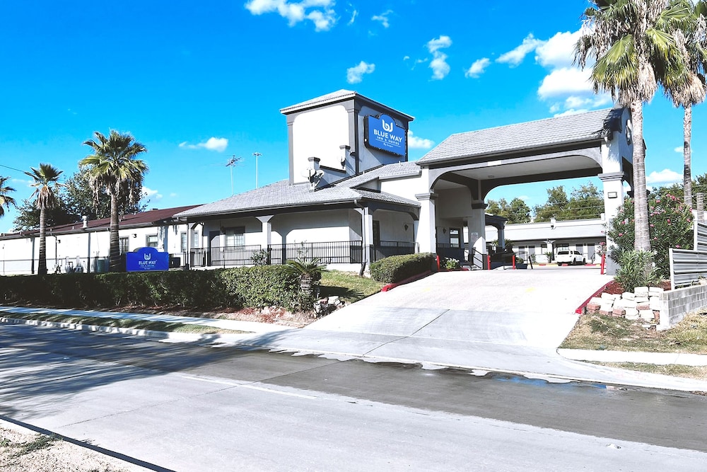 Blue Way Inn & Suites By Jasper Houston - photo 21