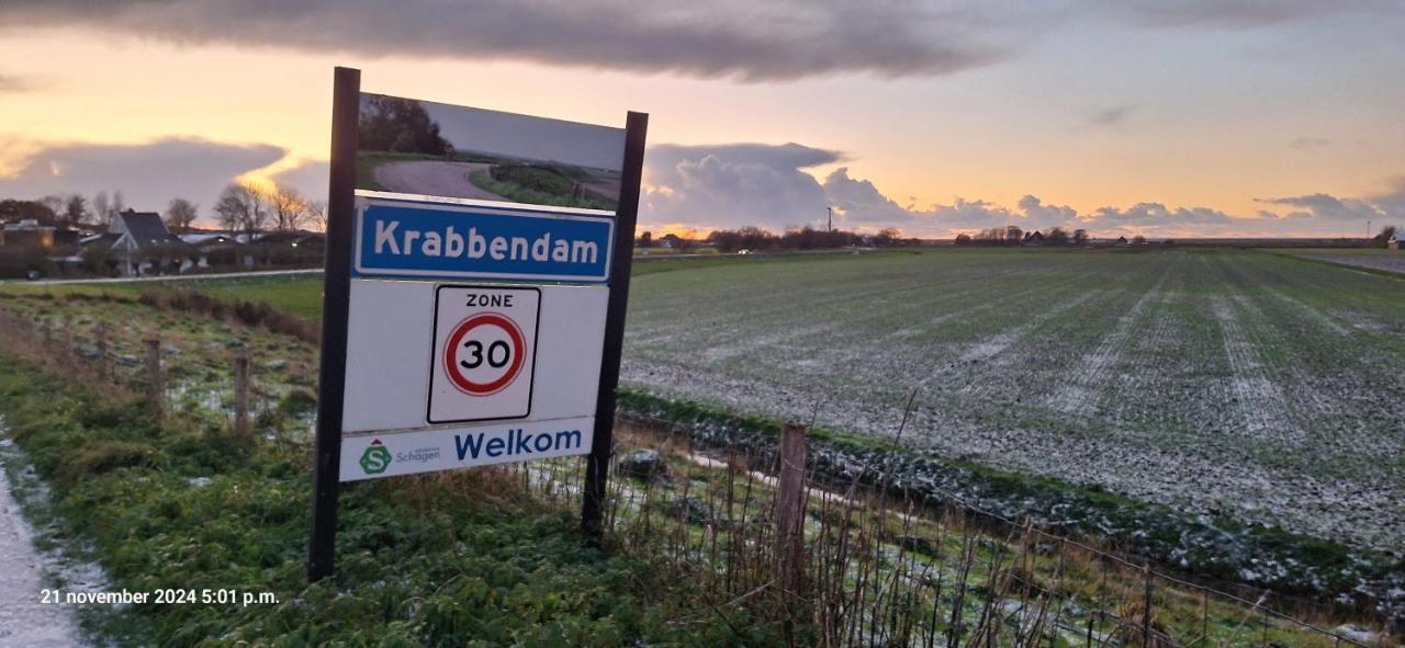 Gastenverblijf Bij de Dijk - last minute hotel in Unknown City
