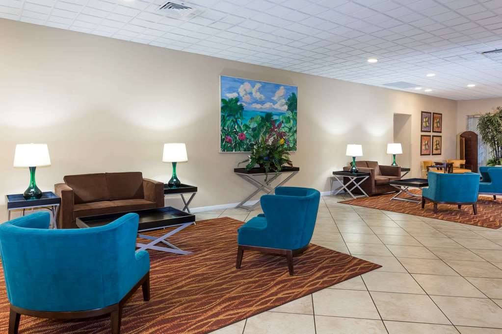 Ramada by Wyndham Kissimmee Gateway - photo 8