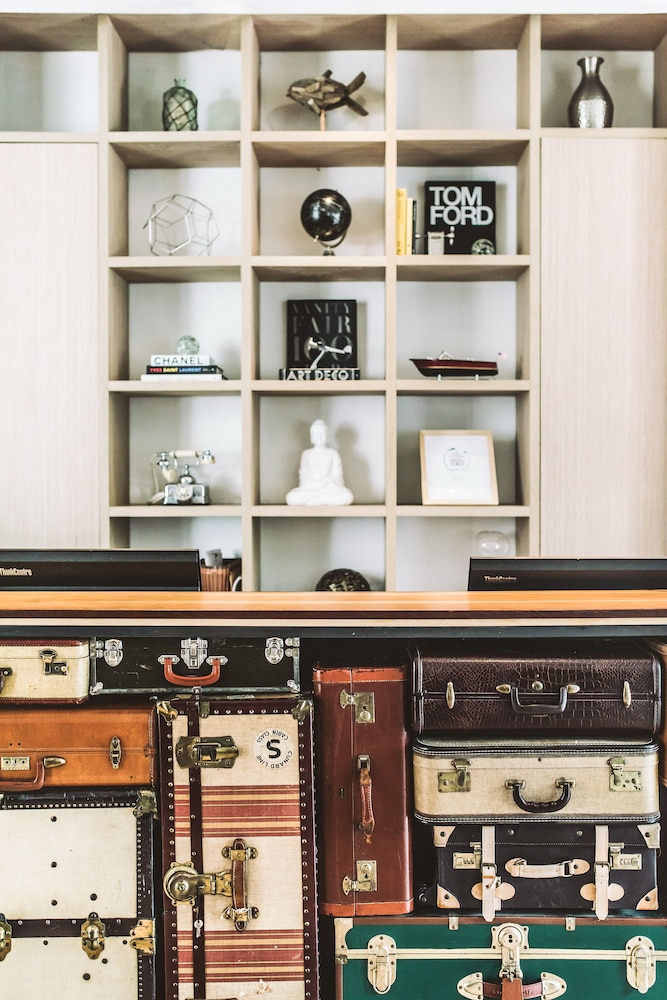 The Meridian Hotel - photo 5