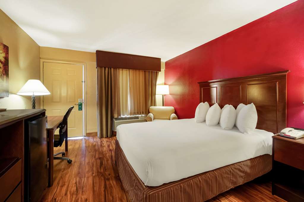 Quality Inn & Suites West Helena - photo 21