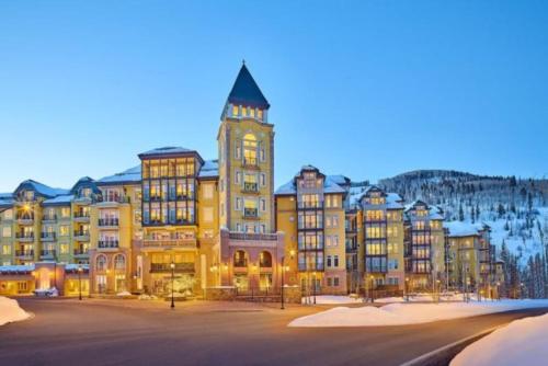 Vail Ritz Carlton 2 Bed - last minute hotel in Vail